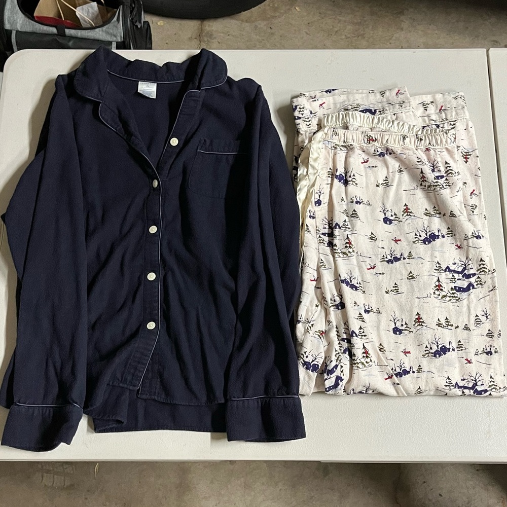 Lands’ End Christmas Pajama Set